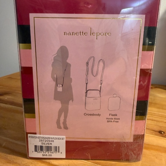 NANETTE LEPORE HOLIDAY PARTY RHINESTONE FLASK & SPARKLE Bag Purse SILVER NIB - Picture 5 of 8